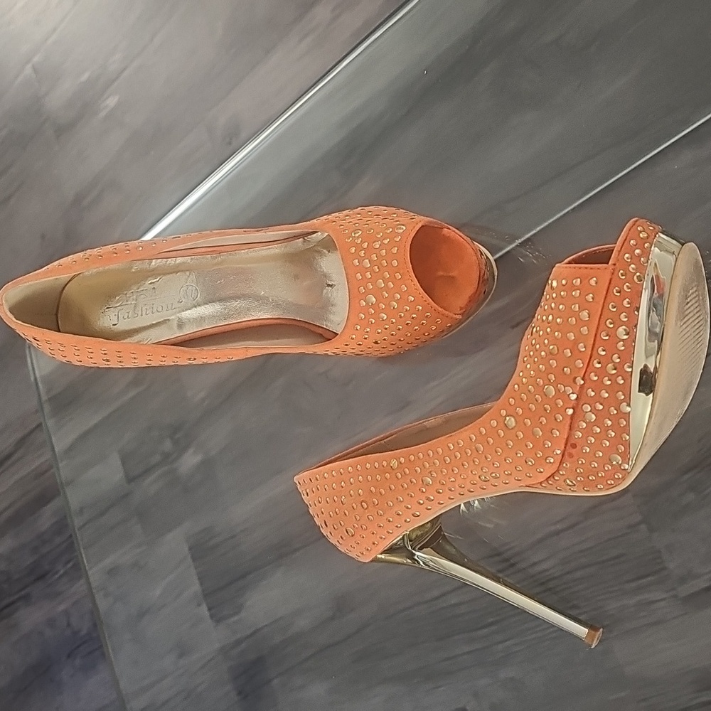 HEM Fashion Orange and Gold Studded Stillettos Size EU 37 (US Size 6.5-7)
